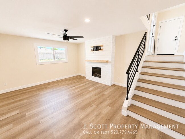Building Photo - 3459 W Evans Dr