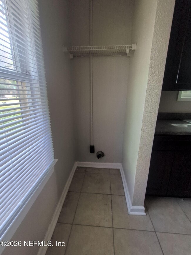 Building Photo - 2414 Prospect St