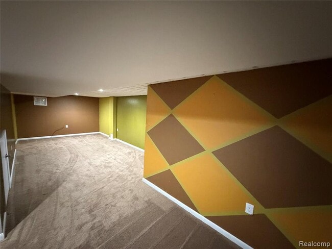 Building Photo - 39588 Squire Rd