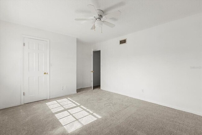 Building Photo - 2250 S Palmetto Ave