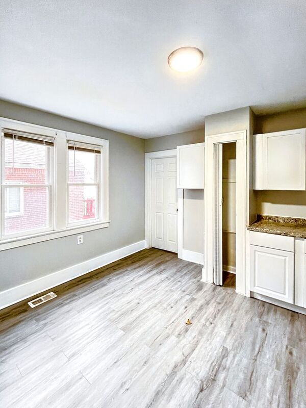 Building Photo - 5511 Somerset Ave