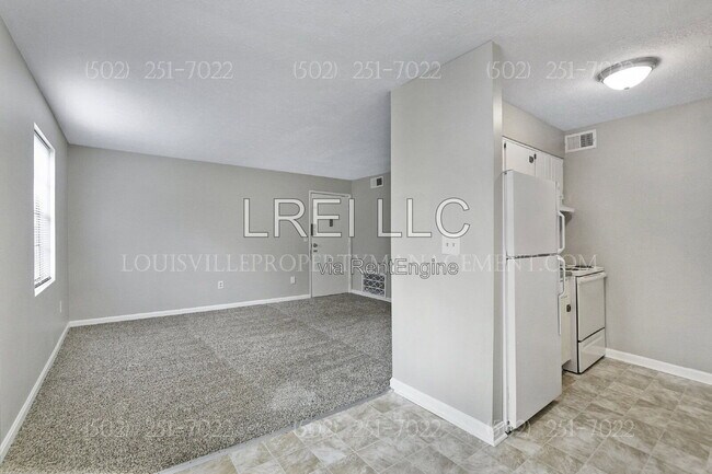 Building Photo - 3105 Fordhaven Rd