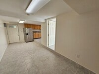 Building Photo - 1 Bed 1 Bath Apartment. No parking