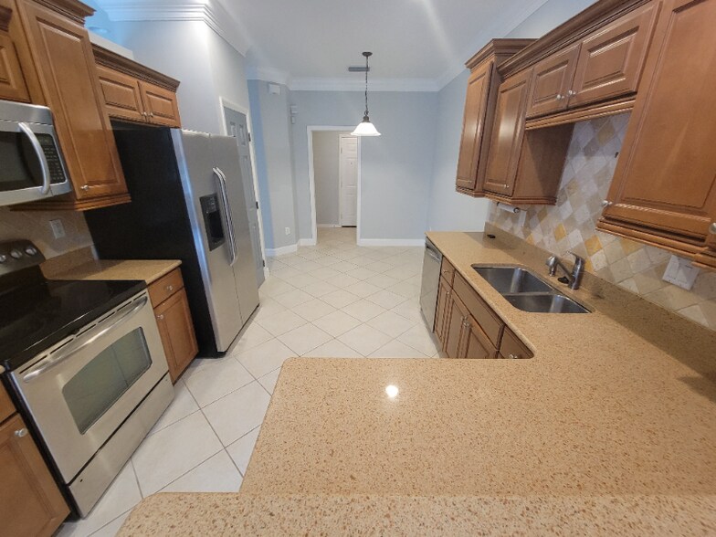 Building Photo - 20421 Larino Loop