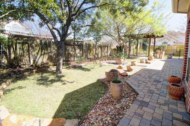 Building Photo - 19014 Canyon Frost Dr