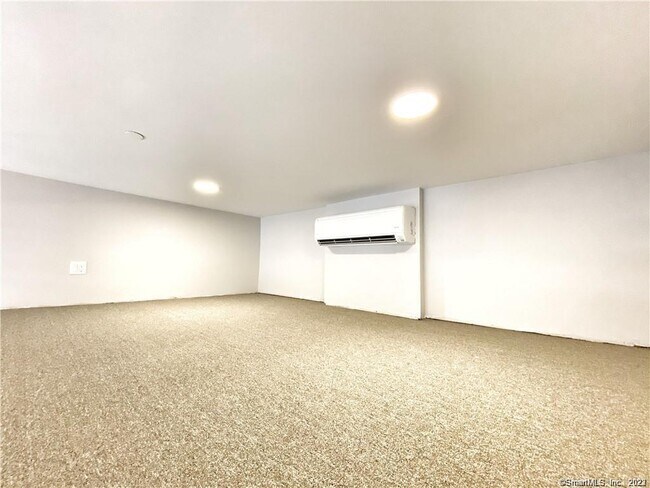 Building Photo - 39 Wall Street