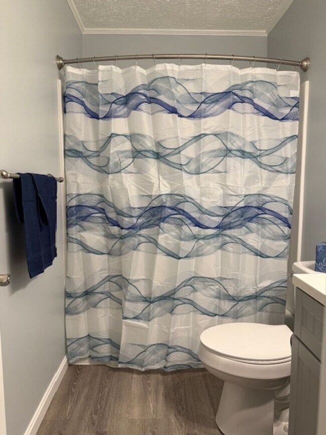 Building Photo - All One Level Living La Plata