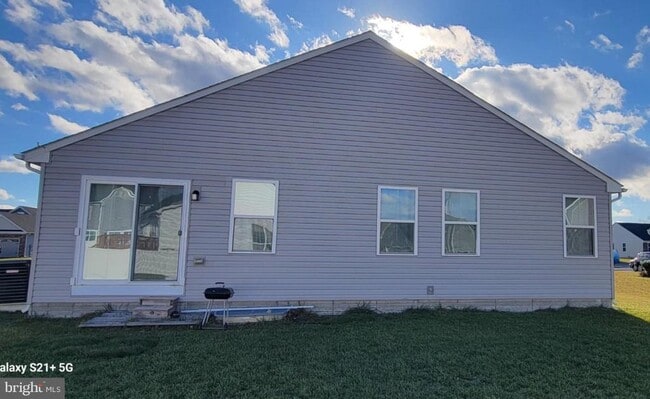 Building Photo - 771 Switchgrass Ct