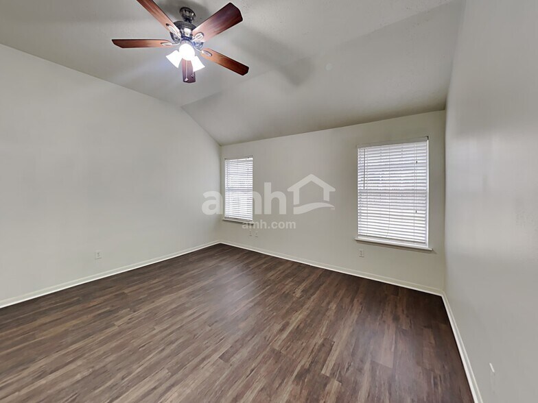 Building Photo - 16306 Jast Dr