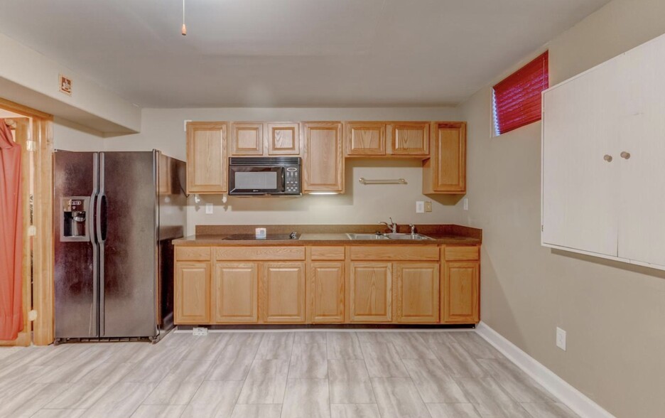 Building Photo - 109 Quail Ct