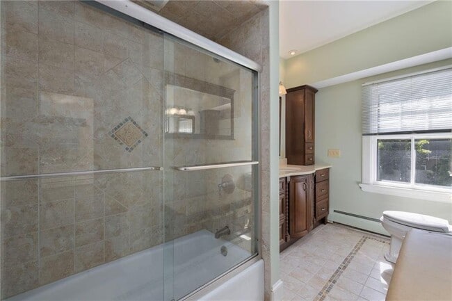 Building Photo - 107 Old Beach Rd