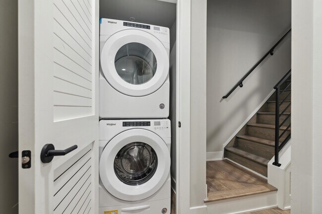 Building Photo - 1511 N 17th St