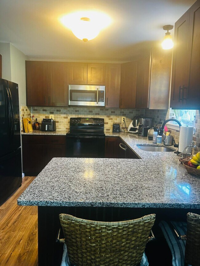 Building Photo - 611 Country Acres Ct
