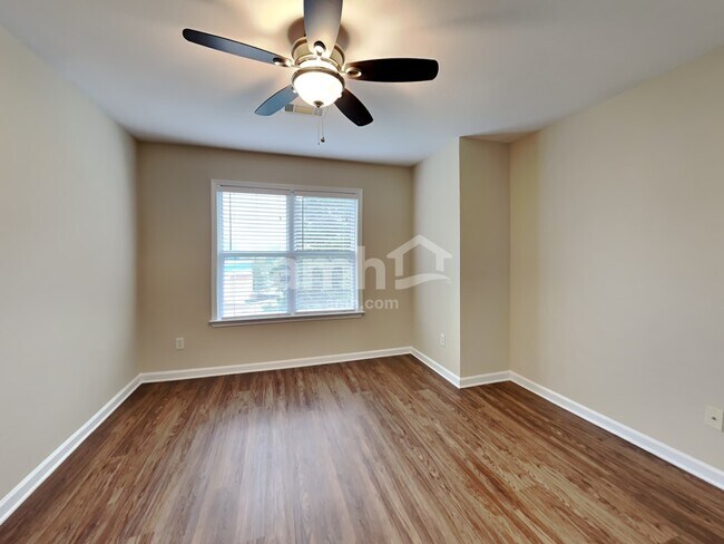 Building Photo - 1166 Havenwood Drive