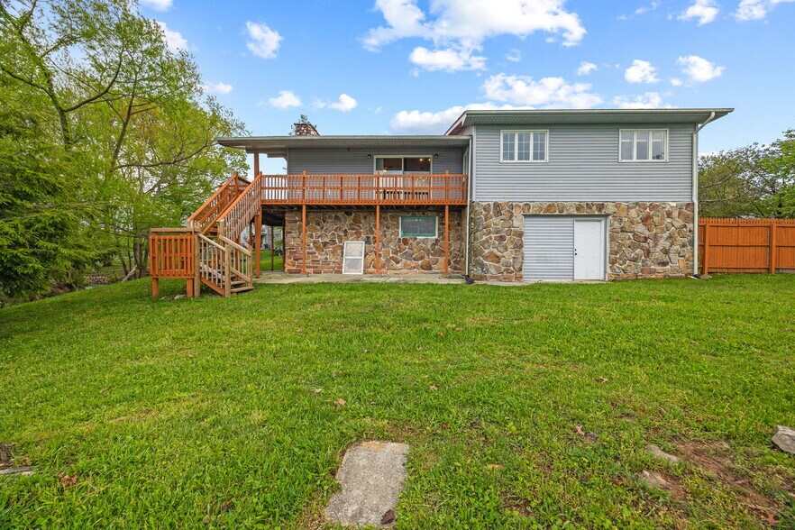 Building Photo - 258 Idlewild Dr