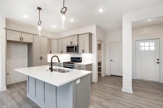 Building Photo - 10422 W Graber Cir