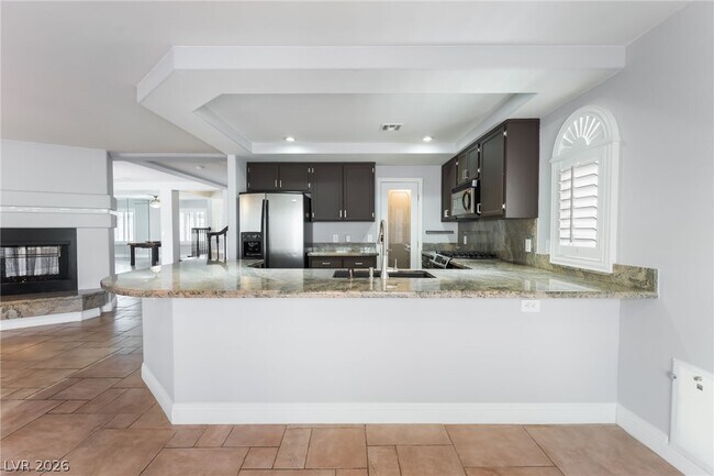 Building Photo - 8232 Bermuda Beach Dr