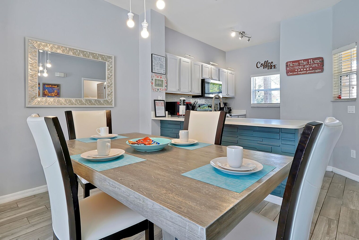 Building Photo - 8574 Bay Lilly Loop