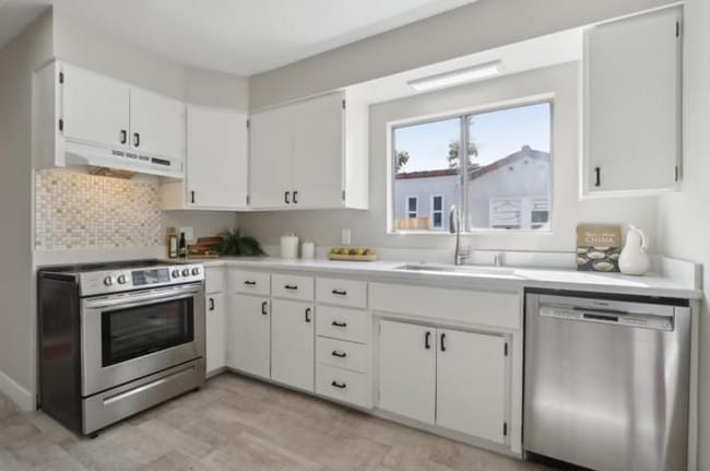 Building Photo - 536 S Frances St