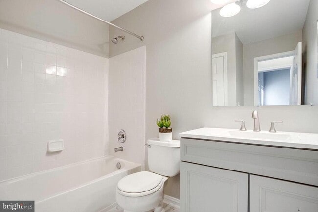 Building Photo - 12476 Casbeer Dr