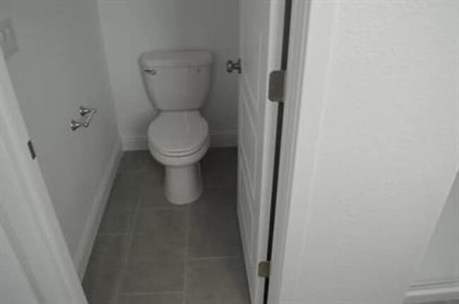 Building Photo - 2447 Quesada Dr