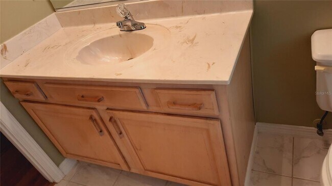 Building Photo - 58 Burning Bush Dr