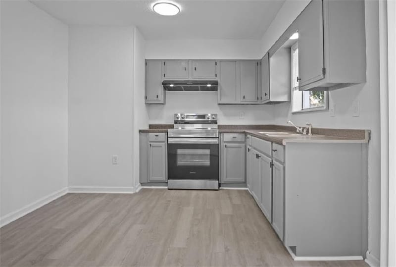 Building Photo - 5219 W Sandy Bayou Dr