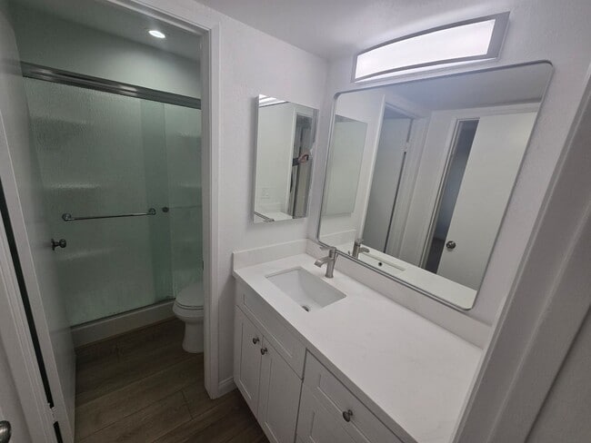 Building Photo - 4 Bedroom, 3 Bath 2-Story Completely Remodeled Home Near MCAS Miramar