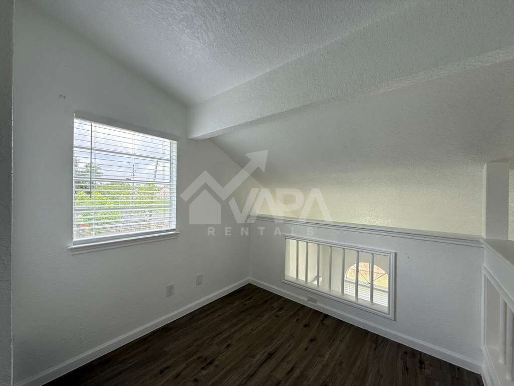 Building Photo - 11510 Hatchet Pass Dr