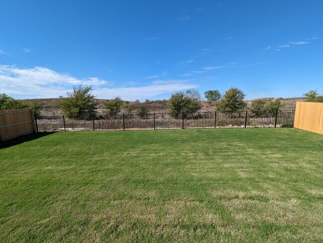 Building Photo - 14821 Lone Rock Lane