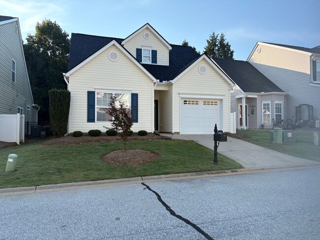 Primary Photo - Charming 3/2.5 Easley Home Available Now!