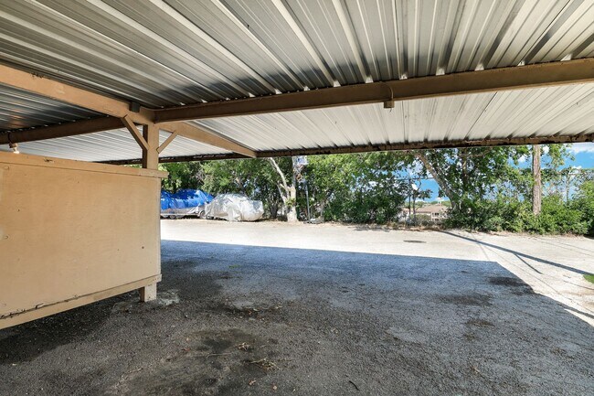 Building Photo - 11003 Mt Boracho Dr