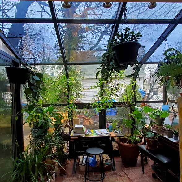 Greenhouse - 191 Elliot St