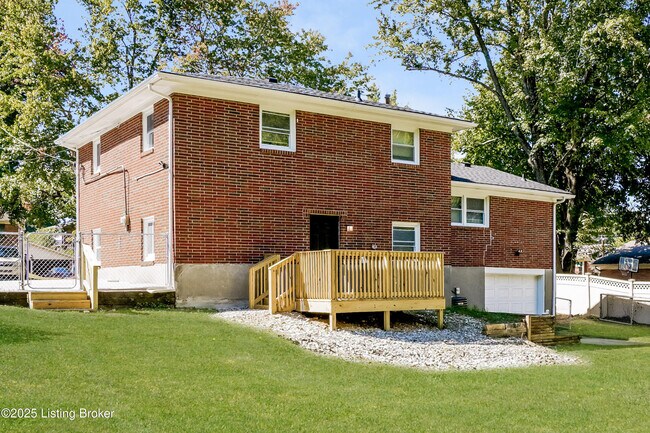 Building Photo - 3702 Iron Horse Way