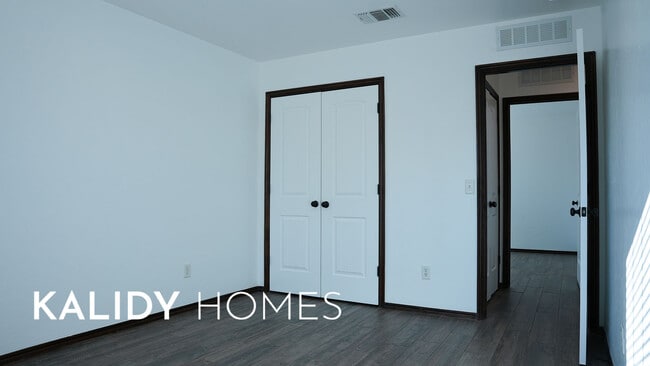 Building Photo - 13049 SW 5th St