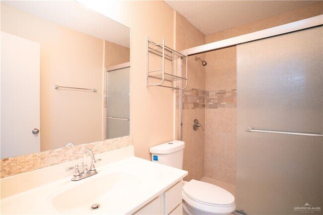 Building Photo - 4601 Carmen Ave