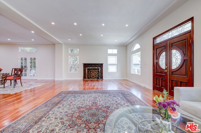 Building Photo - 12219 Darlington Ave