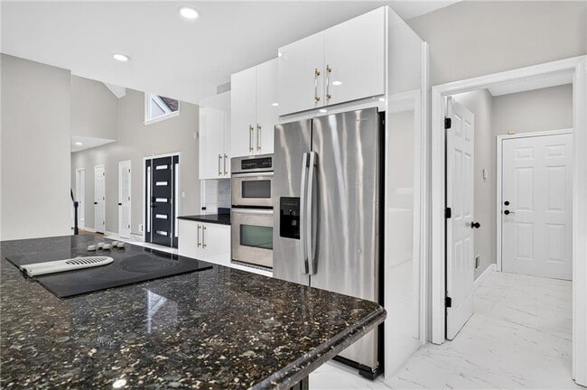Building Photo - 475 Trammell Dr