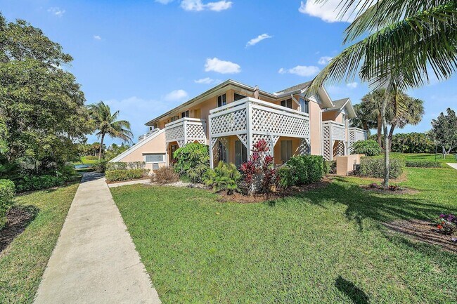 Building Photo - 353 S US Hwy 1