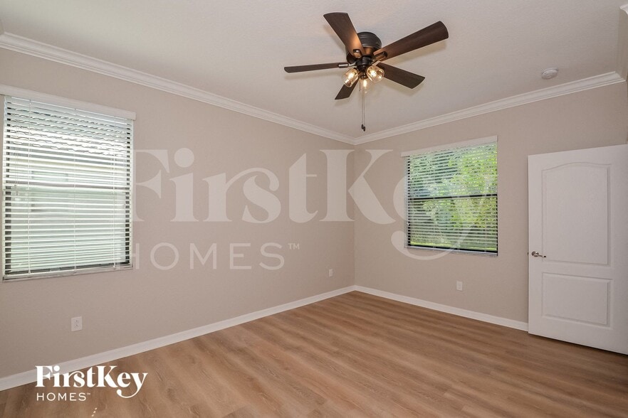 Building Photo - 11327 Sweetgrass Dr