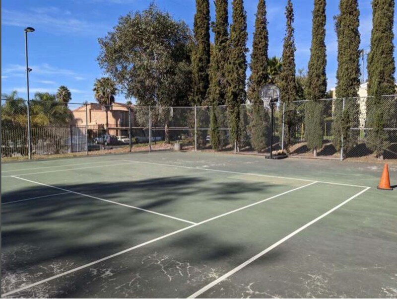 Building Photo - 830 W Lincoln Ave