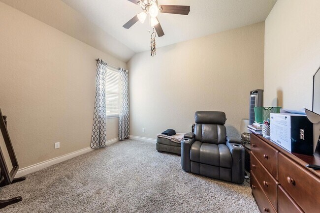 Building Photo - 1063 Cedar Glen Dr