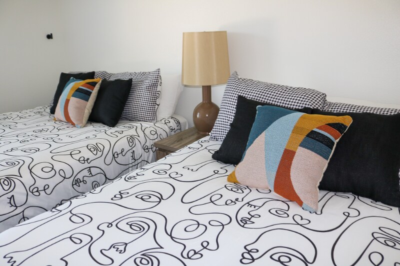 Building Photo - 617 W Moan Pl