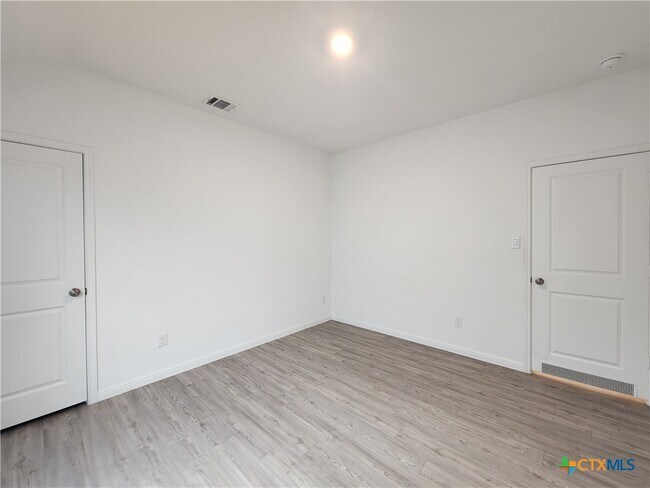 Building Photo - 414 Fairy Duster Dr