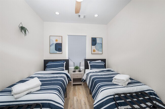 Building Photo - 7089 Tierwester St