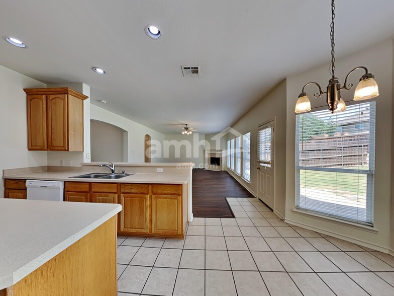 Building Photo - 7808 Riverwalk Trail