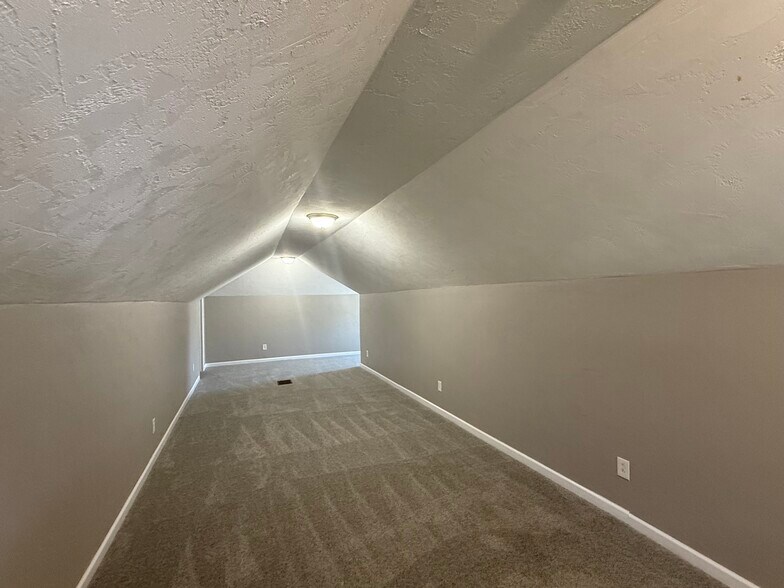 Bedroom 3 - 27 S 35th St