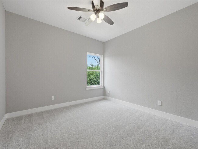 Building Photo - 2022 Wavell St