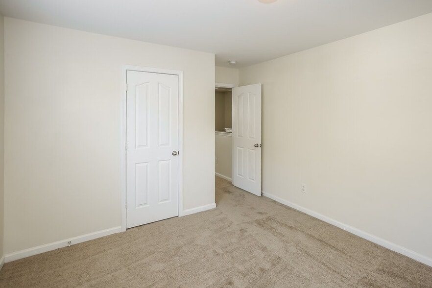 Building Photo - 15132 Oldcorn Ln