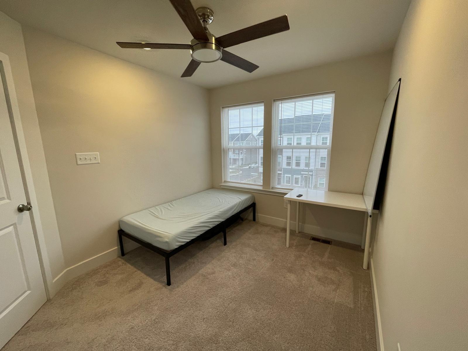 Building Photo - 1235 Greylock Ln